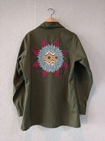 Nasngwam 얼리 모닝 셔츠