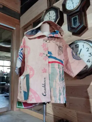 후드 부착 수건 재킷 감염