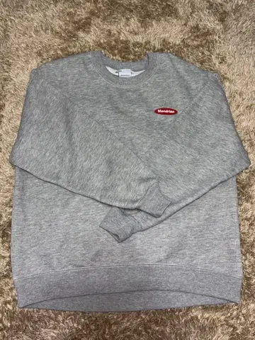 몬드리안풍 디자인 그레이 맨투맨