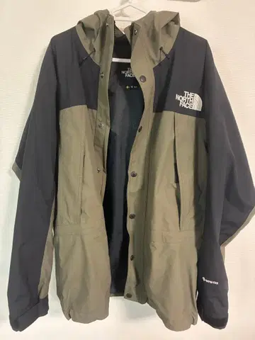 THE NORTH FACE 마운틴 파카 M 사이즈 카키/블랙