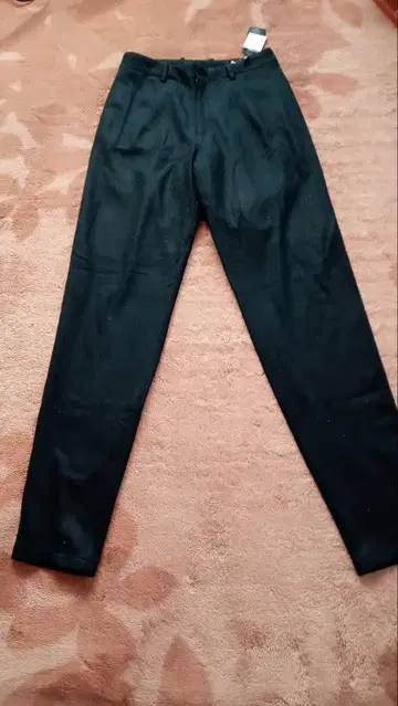 EMPORIO ARMANI 블랙 슬랙스