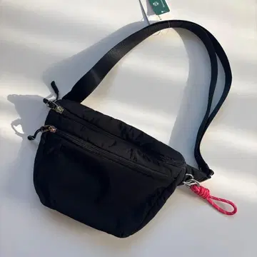 새상품 afternoon tea 나일론 소재 블랙 숄더백