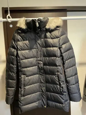 TOMMY HILFIGER 그레이 다운 자켓