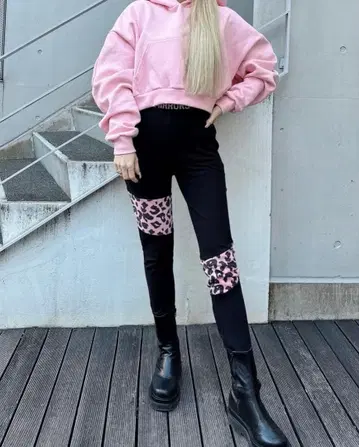 MIRROR9 레오파드 도킹 레깅스