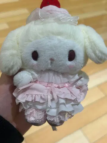 산리오 마이멜로디 딸기 휘핑 케이크 숏케이크 마스코트 백참