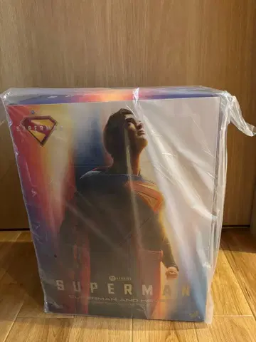 [ 새상품 ] 핫토이즈 슈퍼맨 ( 2025 ) 슈퍼맨 & 크립토