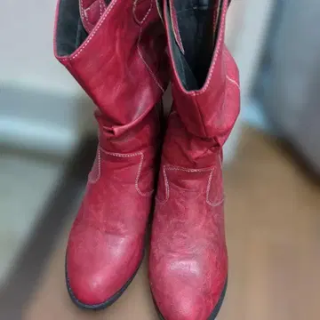 가죽 빨간색 부츠 접이식 디자인