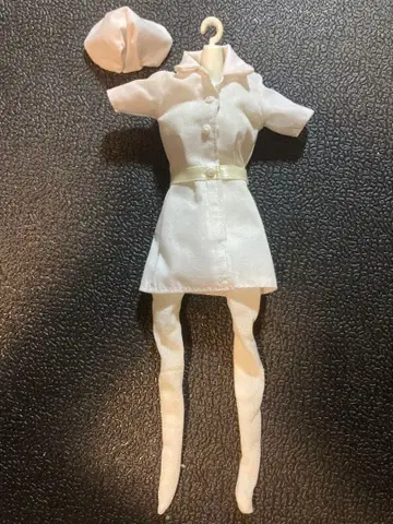 1/6 인형 간호사복 상태 A