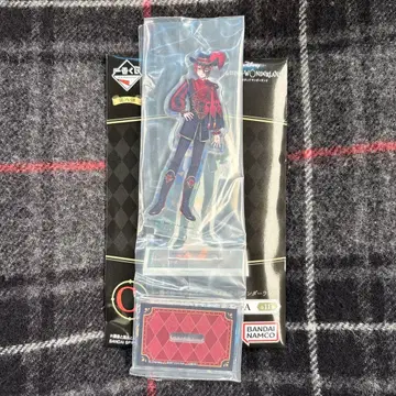 트위스티드 원더랜드 리들 아크릴 스탠드