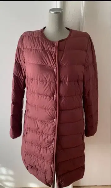 가격 인하했습니다 미사용급 유니클로 UNIQLO 울트라 라이트 다운