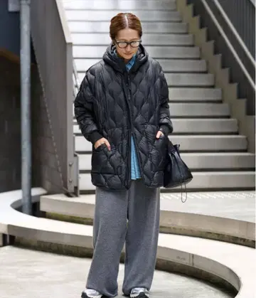 FRAMeWORK 새상품 TAION 별주 후드 비브스 포함 블루종 블랙