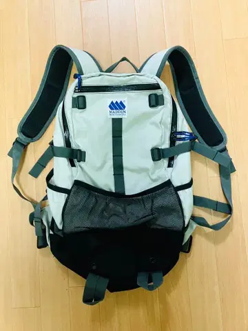 MADDEN 백팩 그레이/블랙