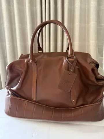 BENTLEY 벤틀리 가죽 보스턴 백