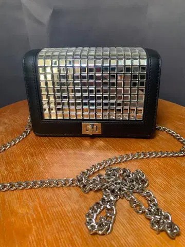 SKINNY DIP 숄더백