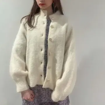 SNIDEL 스나이델 비쥬 버튼 가디건 알파카