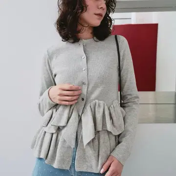 titivate 프릴 헴 니트 가디건