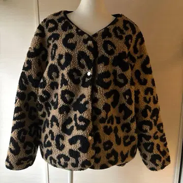 me+em select 노카라 자켓 레오파드 보아 블루종