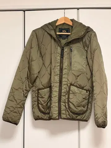 ALPHA INDUSTRIES 퀼팅 자켓 M 알파 밀리터리