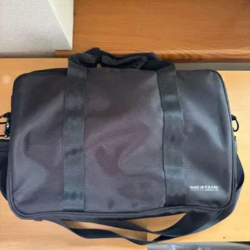 MAKE UP FOR EVER 메이크 백 블랙