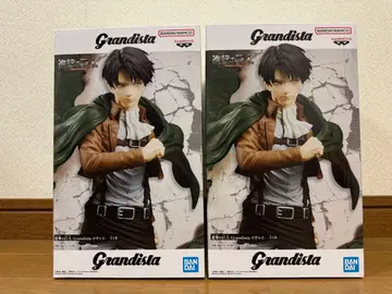 진격의 거인 Grandista 리바이 피규어 2개 세트