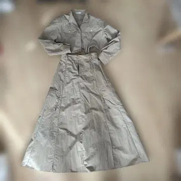 베이지 자켓 스커트 셋업