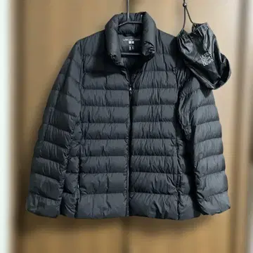 유니클로 울트라 라이트 다운 다운 재킷 L 블랙