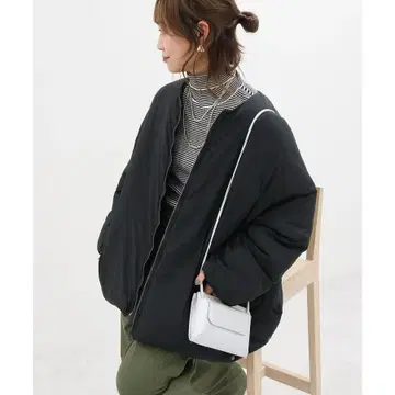 아메리칸 홀릭 경량 발수 가공 노카라 코트