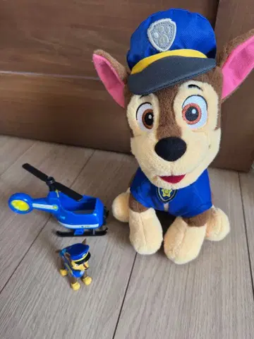 퍼피 구조대 체이스 봉제 인형, 비클
