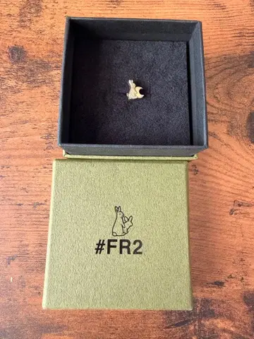 #FR2월 토끼 모양 귀걸이 (한쪽용)