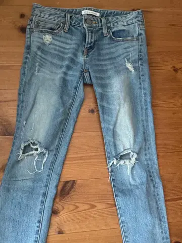 USED MOUSSY 데미지 가공 청바지 라이트 블루