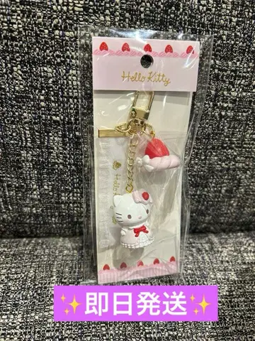 산리오 딸기 휘핑 케이크 키링 키티