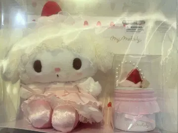 산리오 딸기 휘핑 케이크 봉제 인형 & 액세서리 세트 마이멜로디