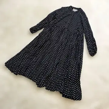 BEARDSLEY 비어즐리 도트 개더 원피스