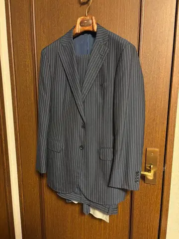 컨디션 최상 프랑코 프린츠 발리 스트라이프 비즈니스 정장