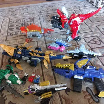 기사룡전대 류소우저 8체와 모사체인저