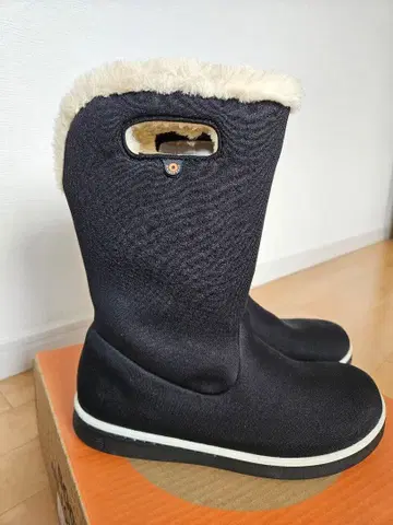 BOGS WOMEN'S MID BOOT 블랙 23cm