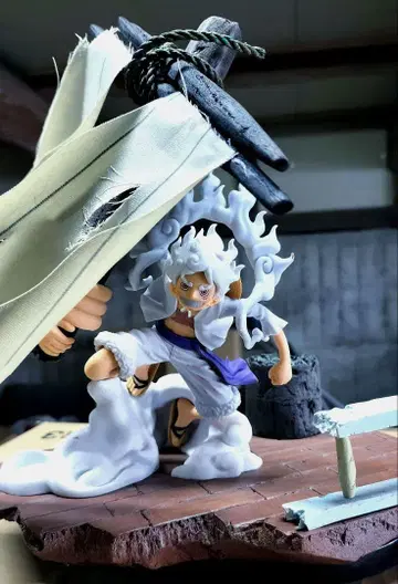 몽키 D 루피 기어 5 군함 파괴 디오라마