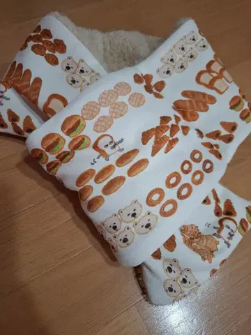 새상품급 그라니프 콜라보 빵도둑 보아 머플러 단종