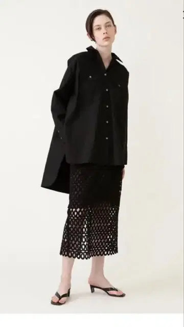 블랙 오버 사이즈 긴팔 셔츠