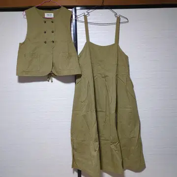 베스트와 오버롤 스커트