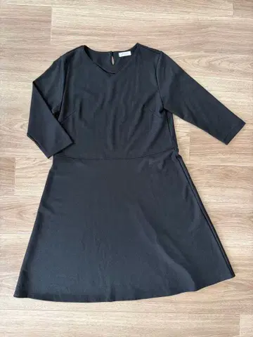 TOKYO BASIC 일본제 가볍고 따뜻한 넉넉한 원피스 블랙 A라인