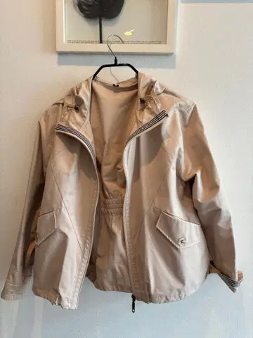 허리 마크 베이지 여성용 아우터