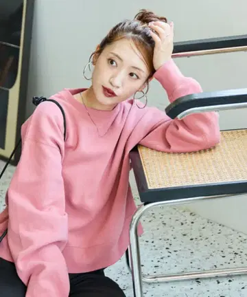 한정판 전개 헤비 웨이트 숏 빅 맨투맨 프릭스스토어 핑크