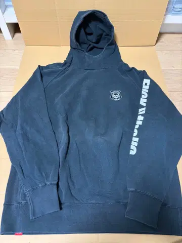 UG 언더그라운드 후드티 MADBUNNY