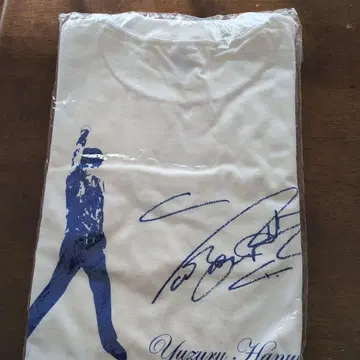 하뉴 유즈루 사인 포함 T셔츠