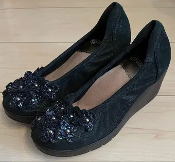 뷰포트 플라워 모티브 통굽 신발