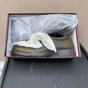 요넥스 워킹화 24.5 미사용