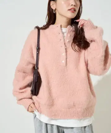 한정판 전개 울 터치 기모 헨리넥 니트