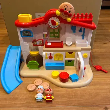 호빵맨 처음 하우스