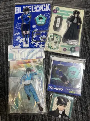 블루 록 이토시 린 아크릴 스탠드 디오라마 아크릴 스탠드 캔뱃지